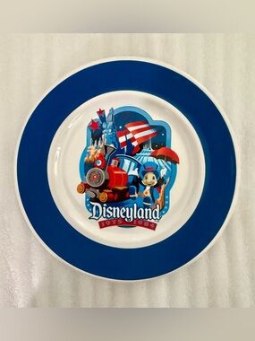 Disneyland Resort Diamond Celebration Plate Jiminy Cricket 1975 1984